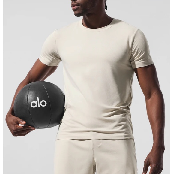 alo Yoga Men’s Conquer Reform Crew Neck Short Sleeve T-Shirt Size Medium Bone - Picture 4 of 11